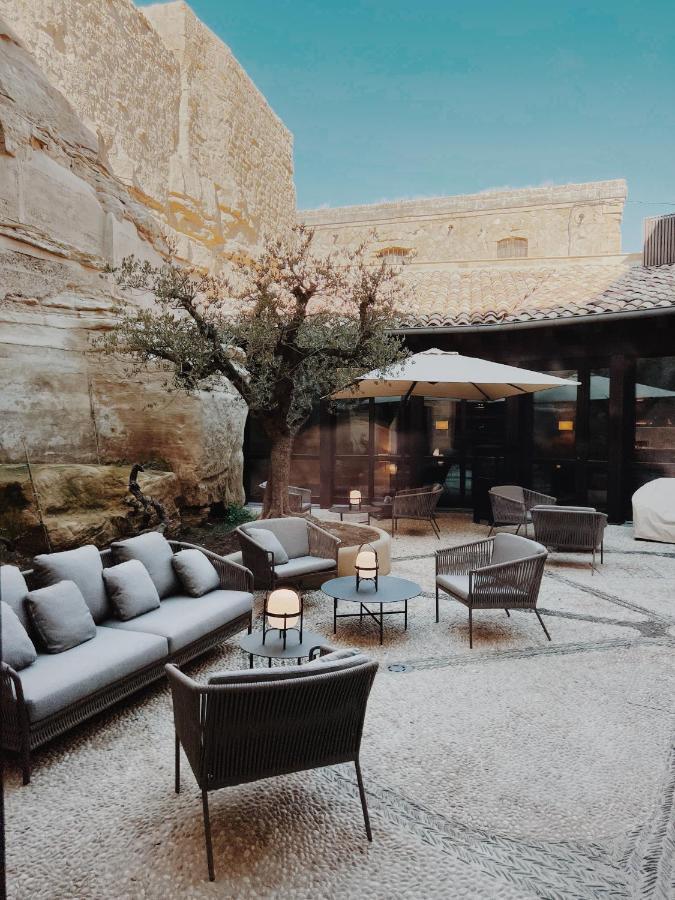 Santa Maria Briones Hotel Exterior photo